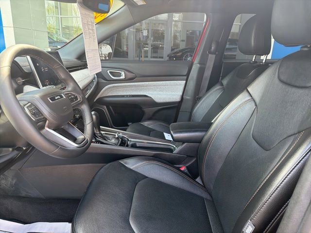 Used 2023 Jeep Compass Latitude AWD/4WD image 13