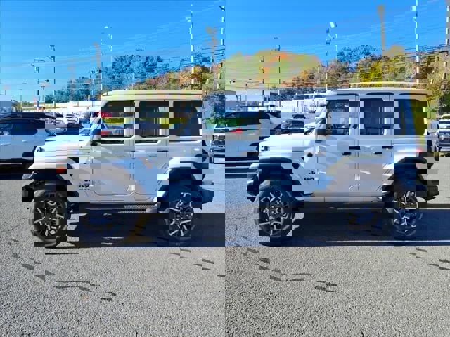 New 2026 Jeep Wrangler Unlimited Sahara image 25