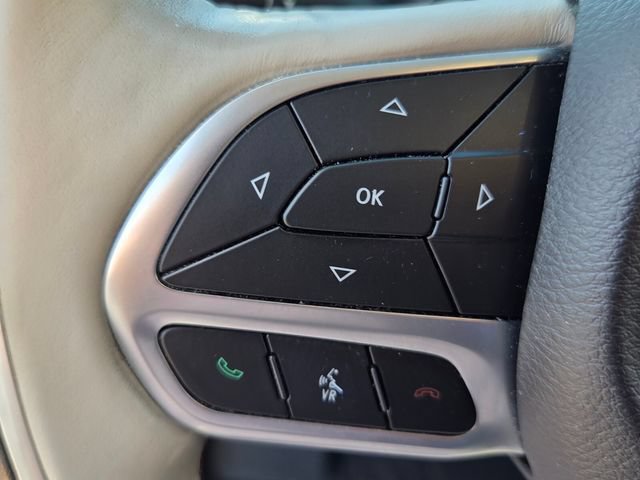 Used 2019 Chrysler Pacifica Limited FWD image 29