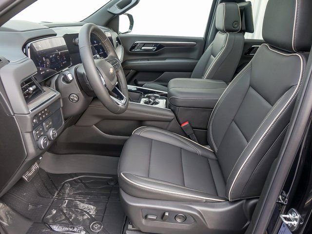 New 2026 Chevrolet Suburban Premier AWD/4WD image 16
