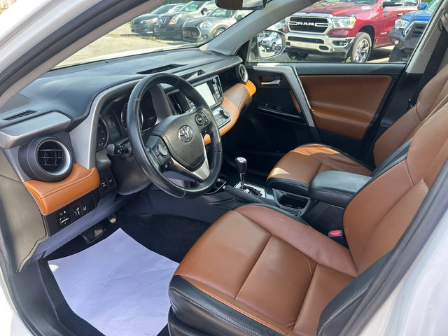 Used 2016 Toyota RAV4 Limited AWD/4WD image 4