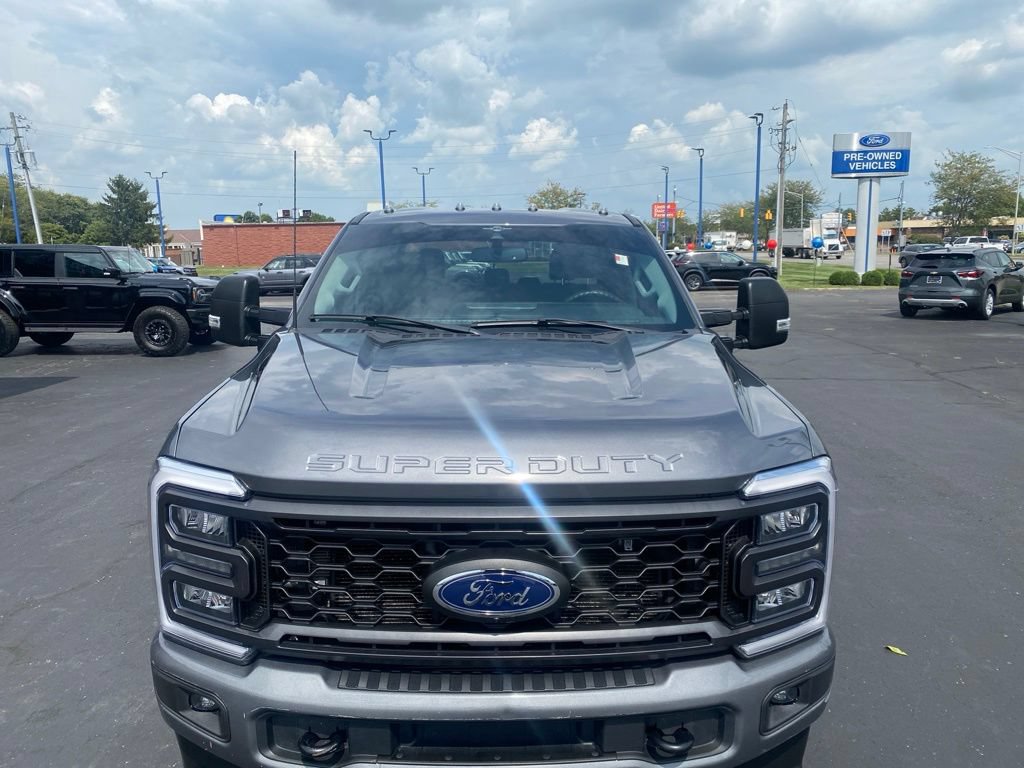 Used 2023 Ford F350 XLT w/ XLT Premium Package AWD/4WD image 9