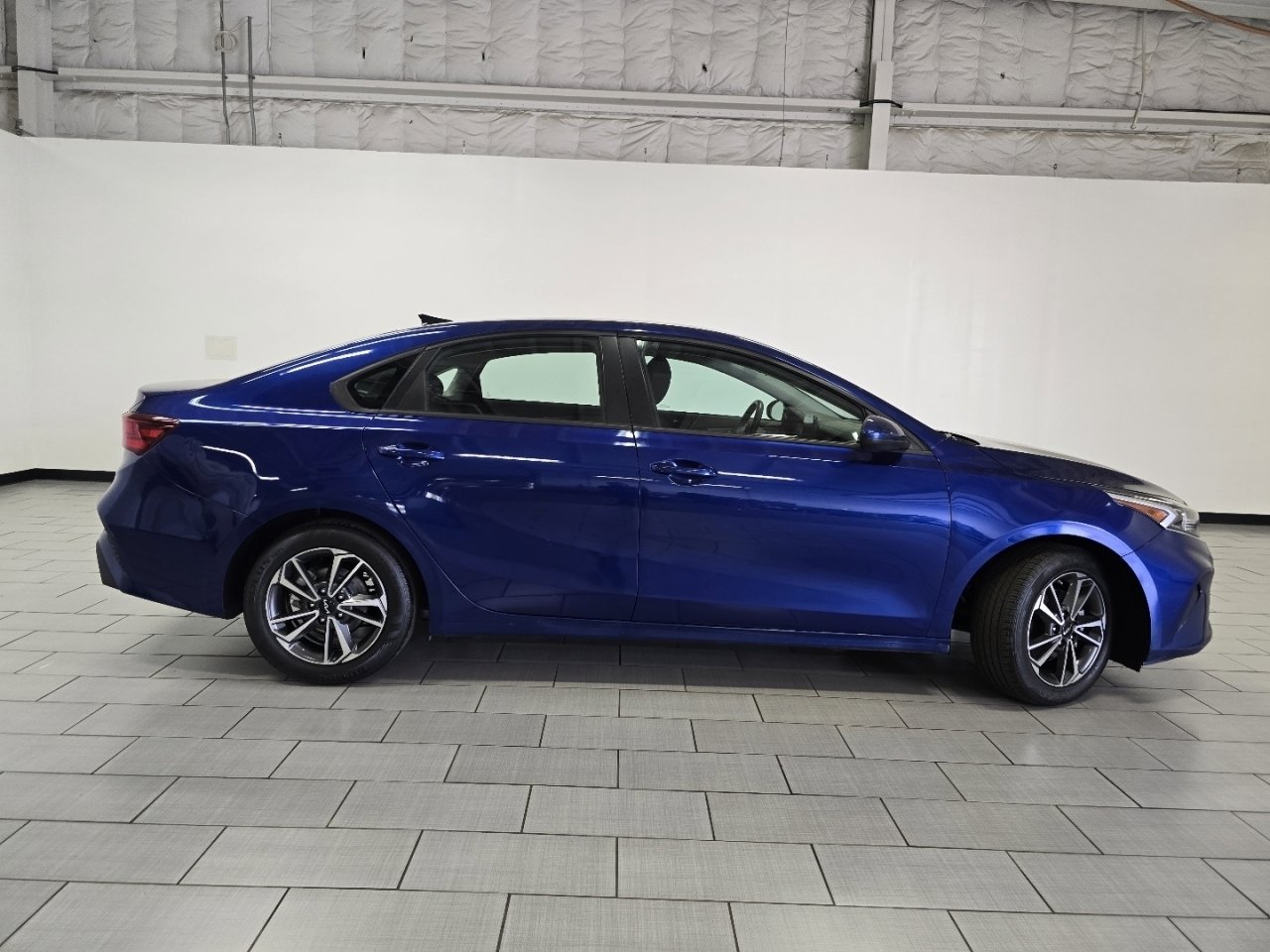 Used 2023 Kia Forte LXS image 15