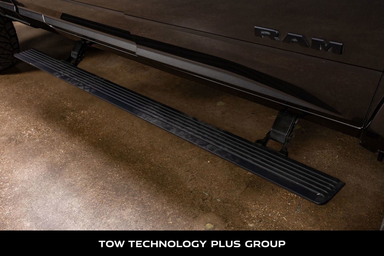 Used 2024 RAM 3500 Limited image 12