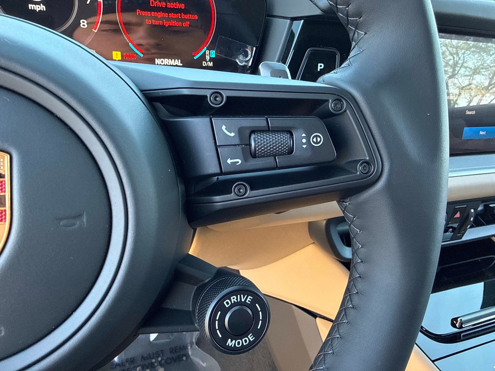 Certified 2026 Porsche Cayenne Coupe image 25