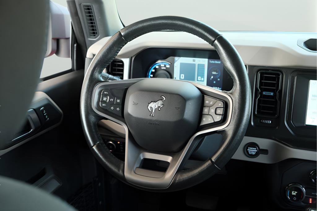 Used 2023 Ford Bronco Wildtrak AWD/4WD image 10