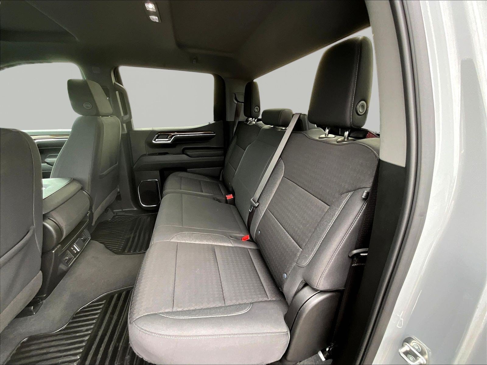 Used 2024 Chevrolet Silverado 1500 LT AWD/4WD image 22
