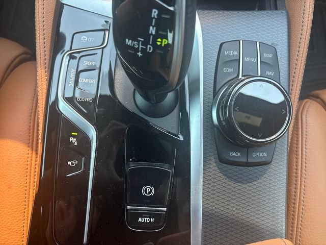 Used 2023 BMW M550i xDrive w/ Executive Package AWD/4WD image 13