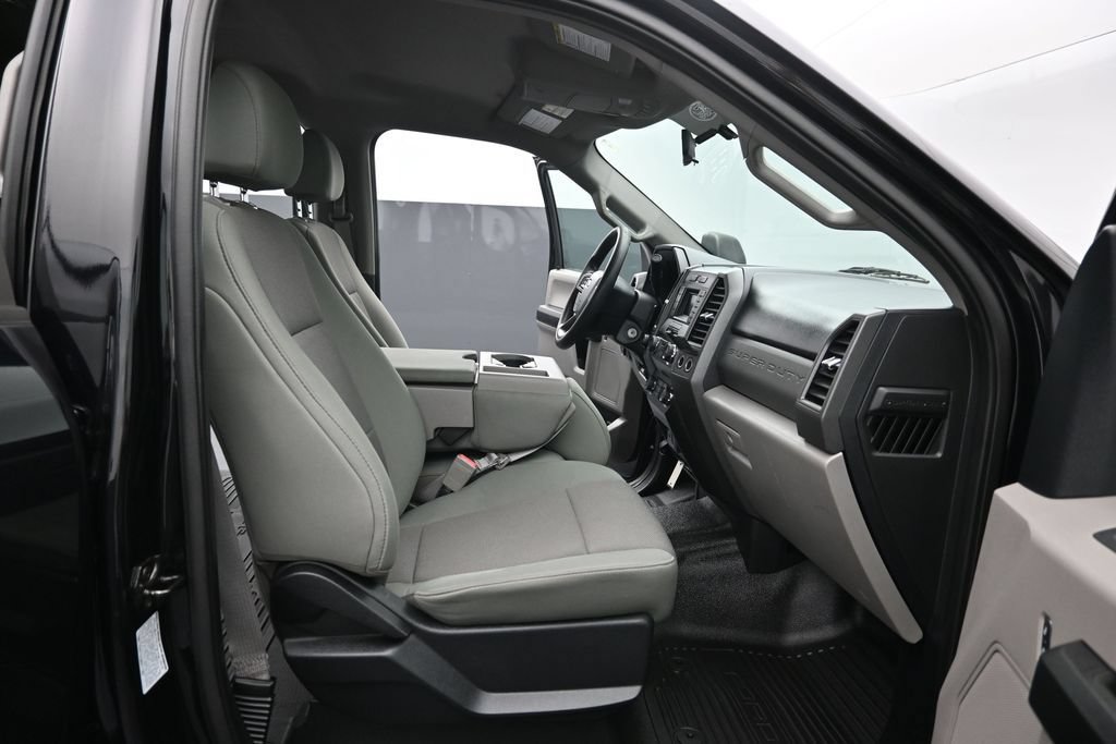 Used 2019 Ford F350 XL w/ Power Equipment Group AWD/4WD image 27