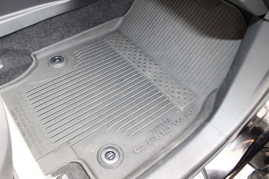 Certified 2025 Toyota Crown Signia AWD/4WD image 45