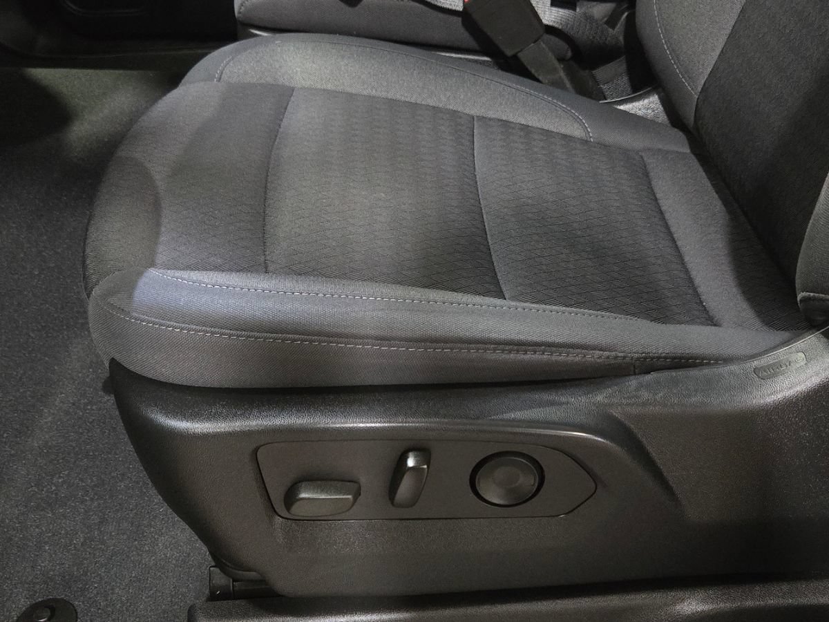 Used 2022 Chevrolet Silverado 1500 Custom RWD image 44