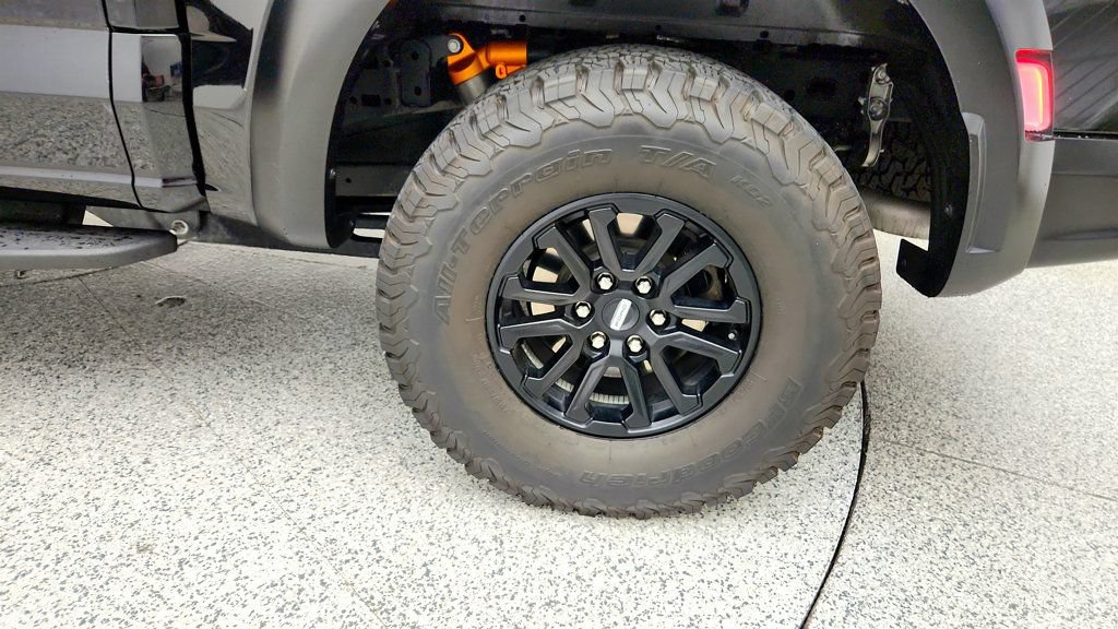 Used 2024 Ford F150 Raptor AWD/4WD image 9