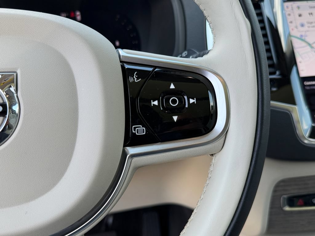 Certified 2023 Volvo XC90 B6 Plus AWD/4WD image 19