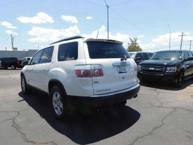 Used 2008 GMC Acadia SLT w/ Convenience Package image 5