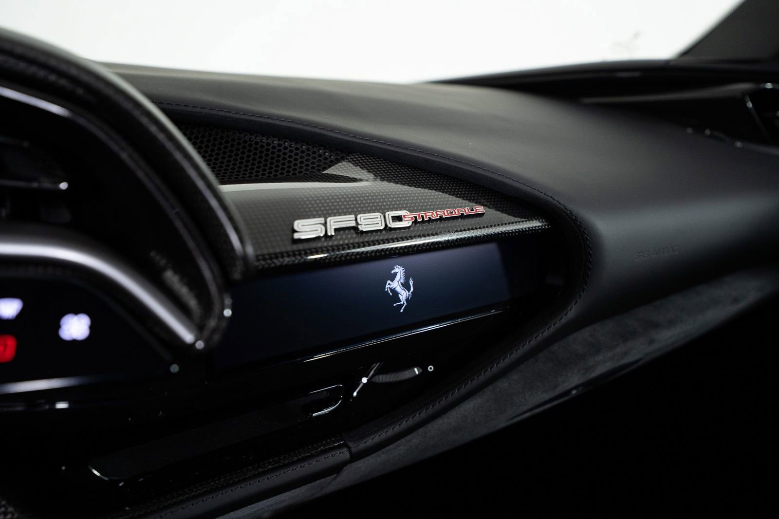 Certified 2022 Ferrari SF90 Stradale AWD/4WD image 23