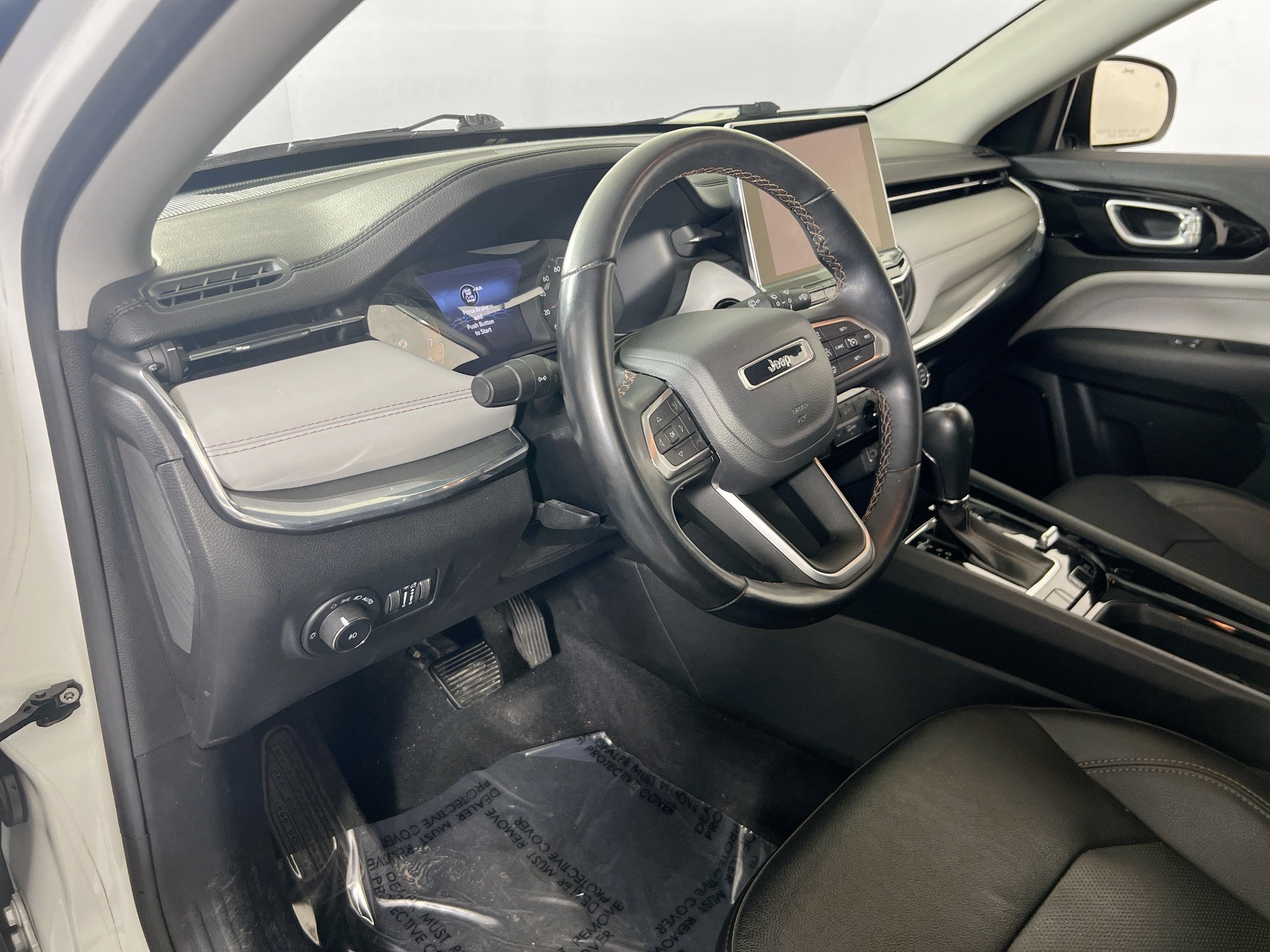 Used 2022 Jeep Compass Limited AWD/4WD image 9