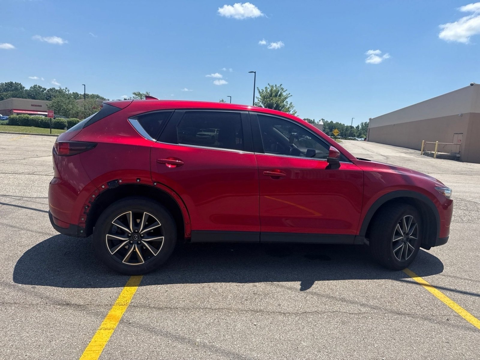 Used 2018 MAZDA CX-5 Touring w/ Preferred Equipment Package AWD/4WD image 25