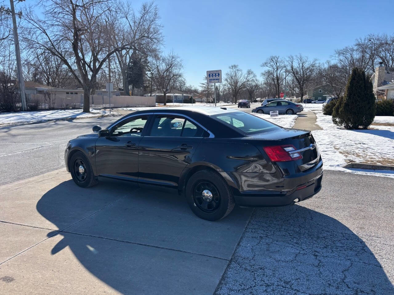 Used 2019 Ford Taurus Police Interceptor AWD 4dr Sed w/ 2-tone Vinyl Package #1 image 9