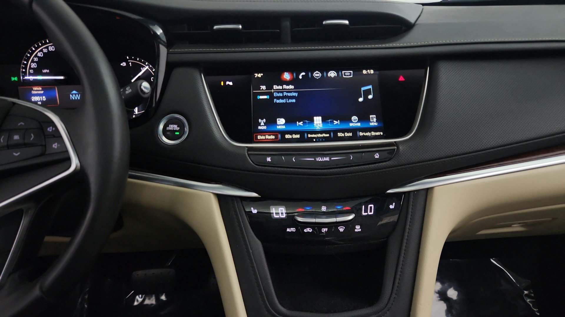 Used 2018 Cadillac XT5 Luxury w/ Driver Awareness Package FWD image 21