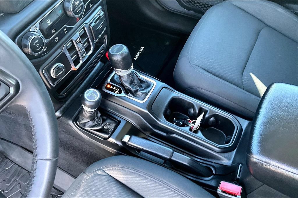 Used 2023 Jeep Gladiator Sport AWD/4WD image 15