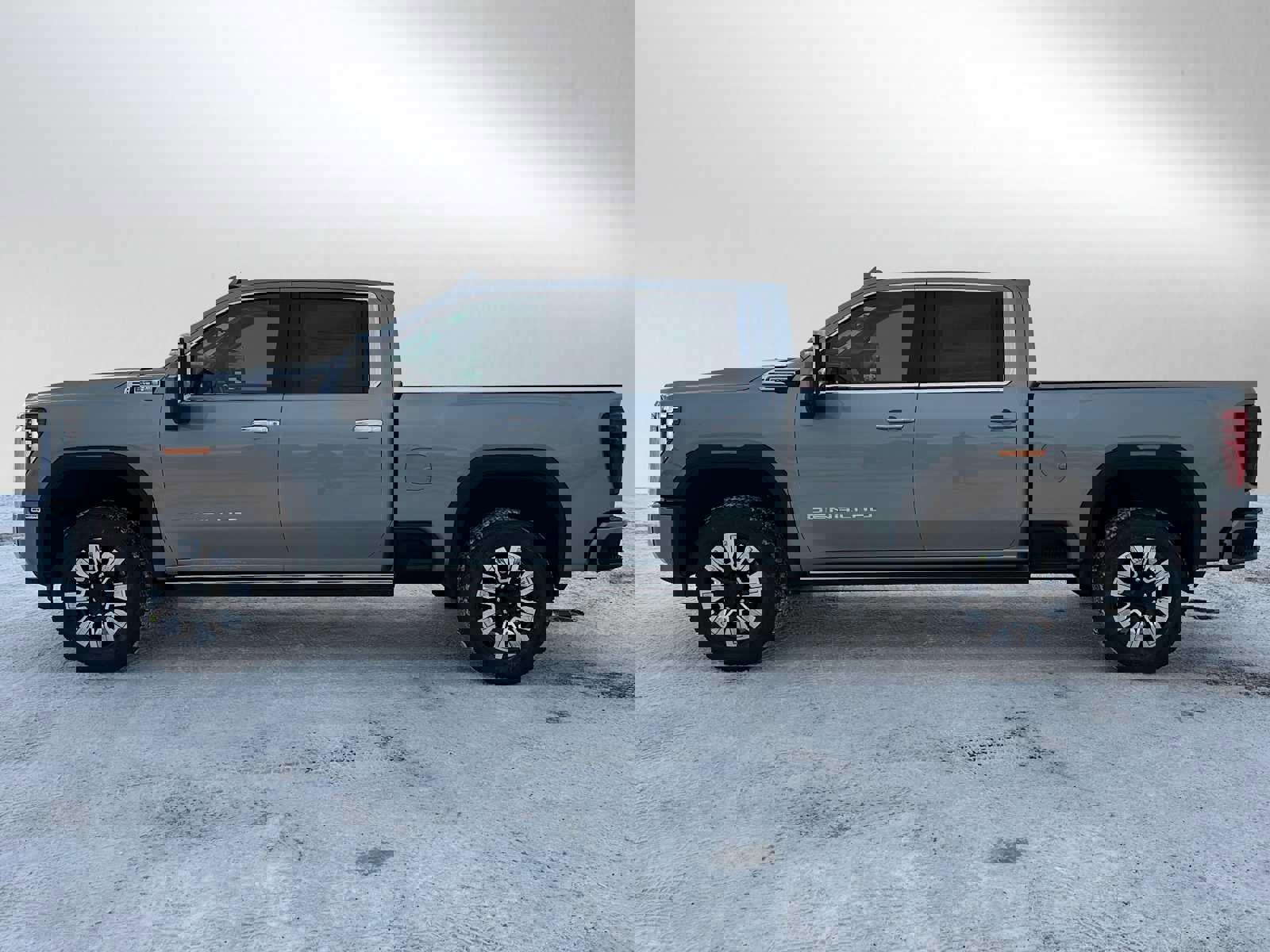 New 2026 GMC Sierra 2500 Denali w/ Denali Reserve Package image 6