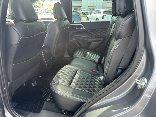 Used 2023 Mitsubishi Outlander SEL Black Edition AWD/4WD image 15