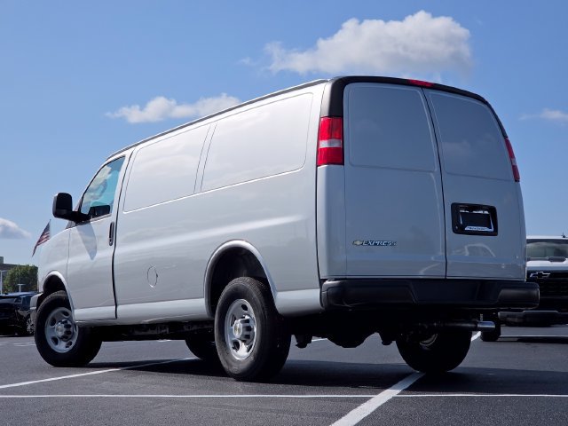 New 2026 Chevrolet Express 2500 w/ Driver Convenience Package RWD image 9
