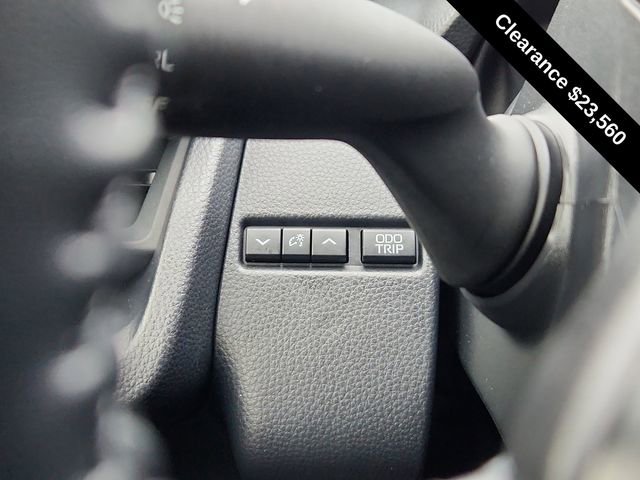 Used 2024 Toyota Prius LE image 36