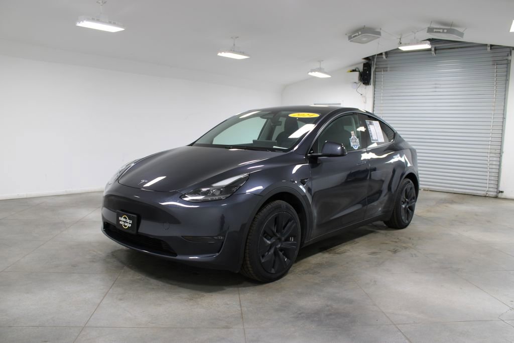 Used 2024 Tesla Model Y Long Range image 4