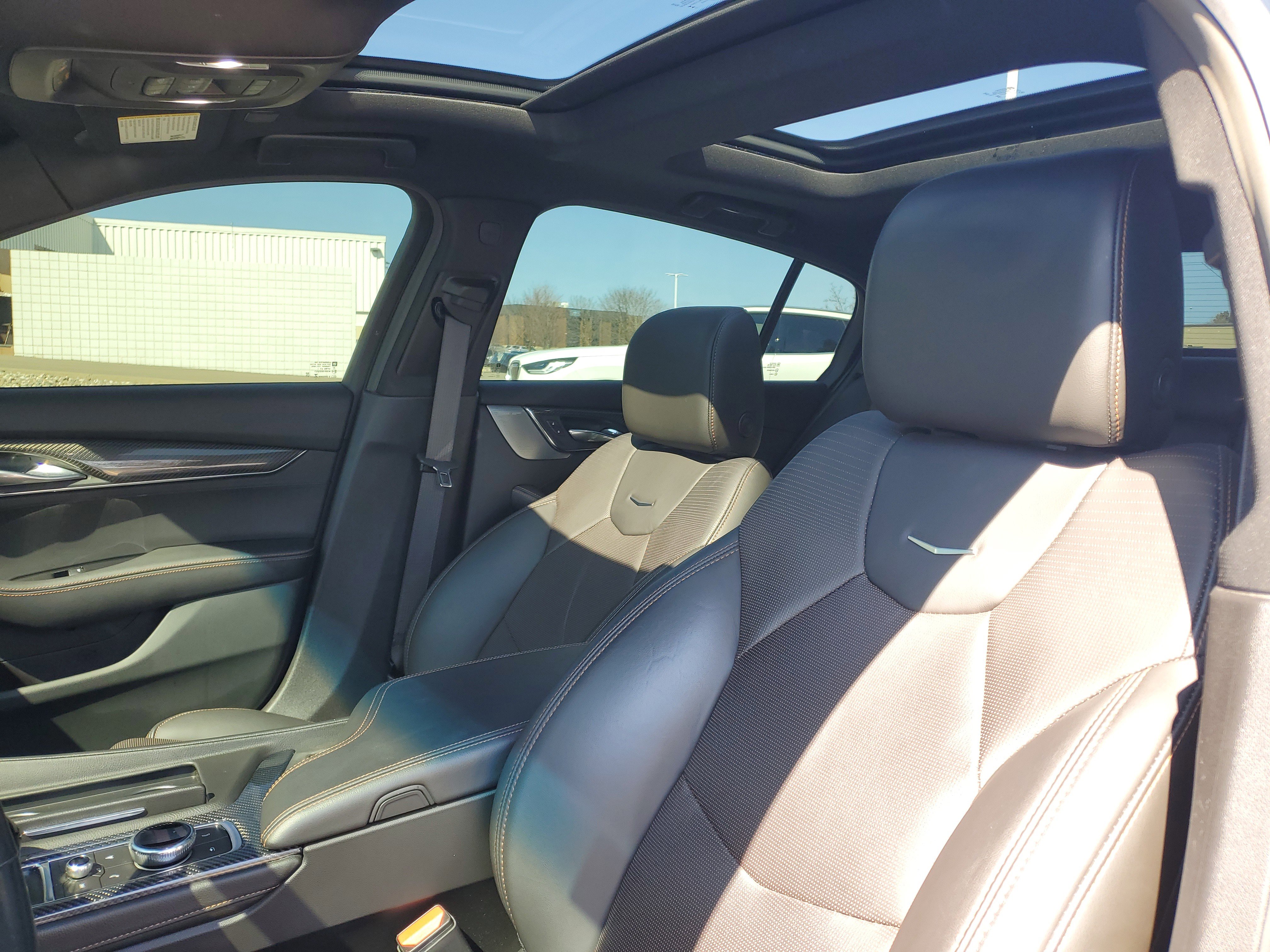 Used 2023 Cadillac CT5 V w/ Premium Package image 7