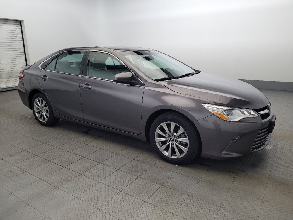 Used 2015 Toyota Camry XLE image 11