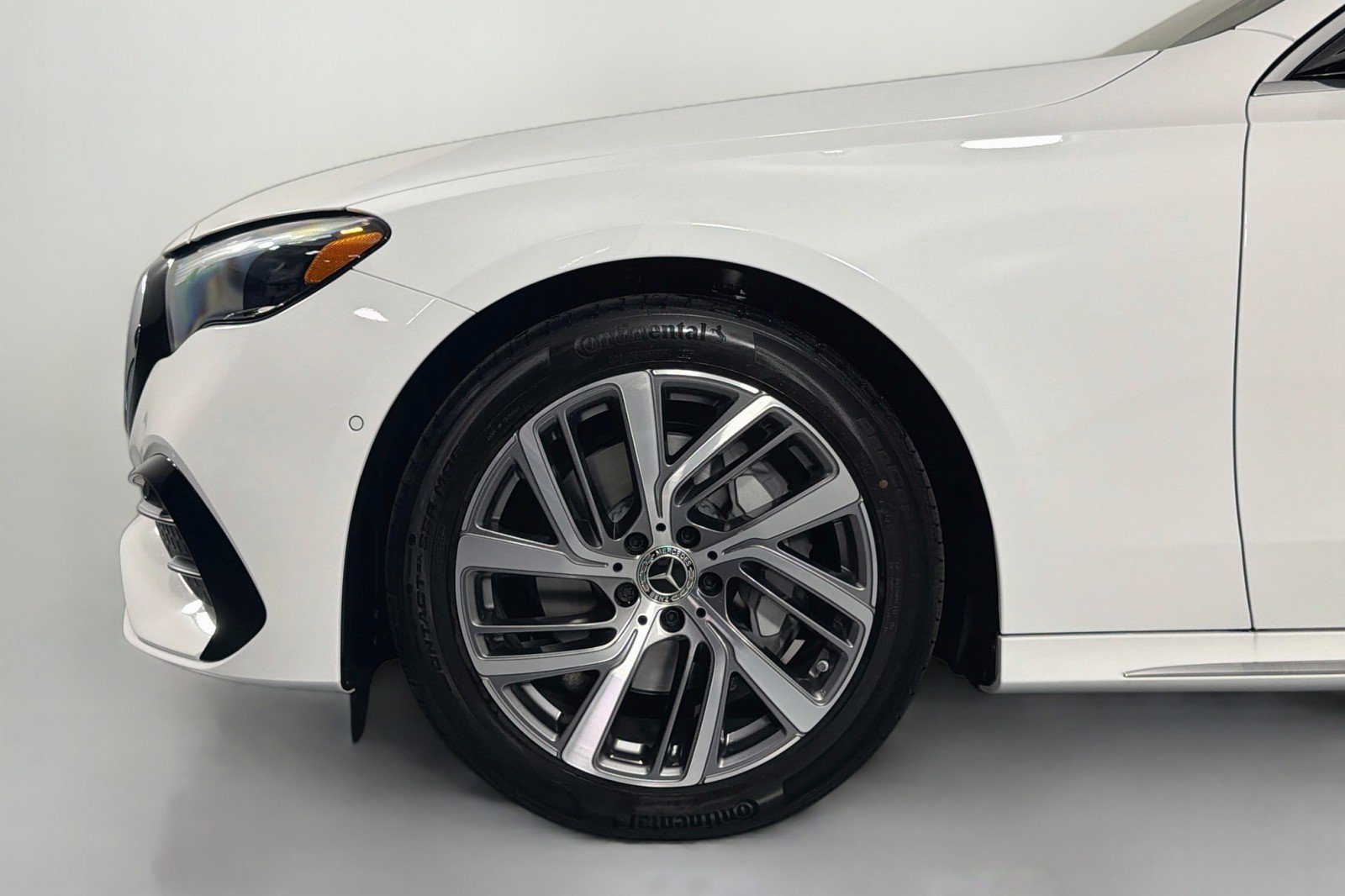 New 2027 Mercedes-Benz E 350 Sedan image 9