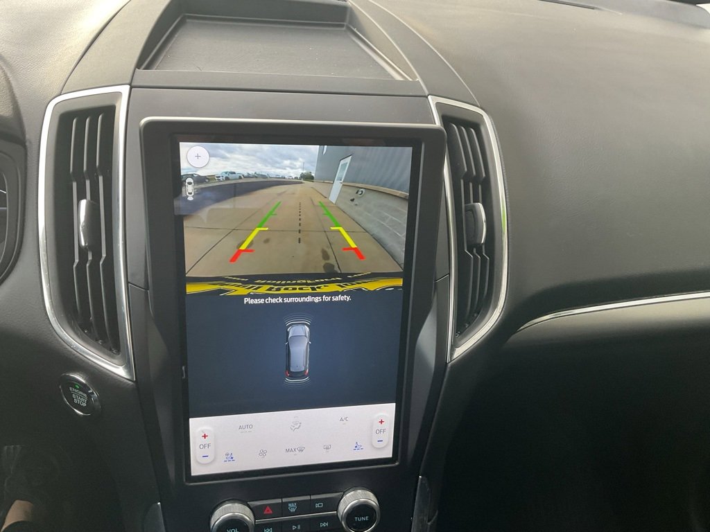 Used 2024 Ford Edge Titanium w/ Equipment Group 301A image 26