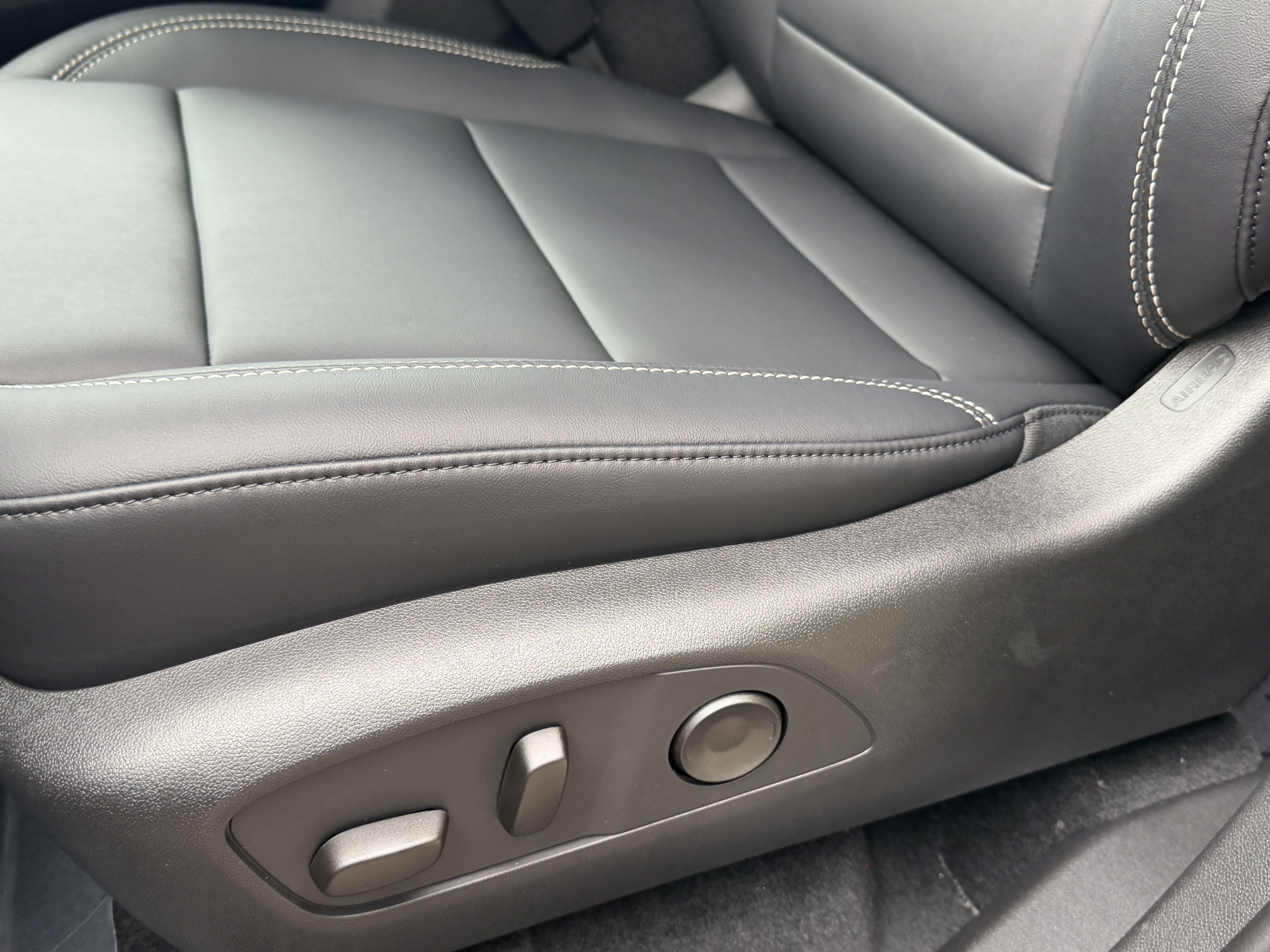 New 2026 GMC Acadia Elevation w/ Black Edition FWD image 12