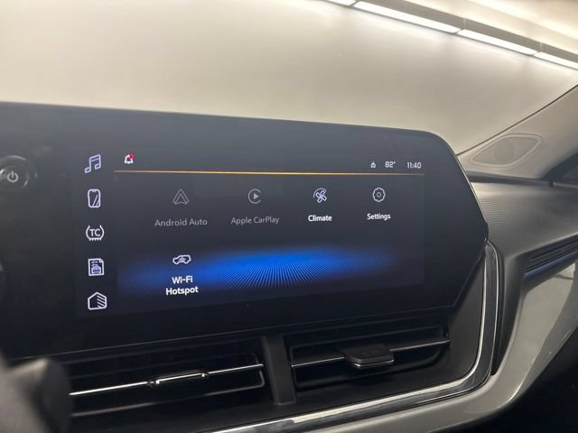 Used 2025 Chevrolet Trax LT FWD image 23