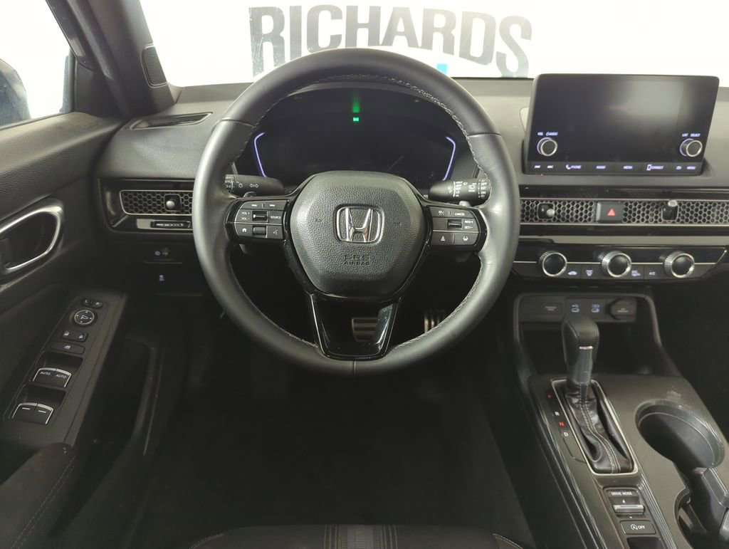 Used 2025 Honda Civic Sport image 12