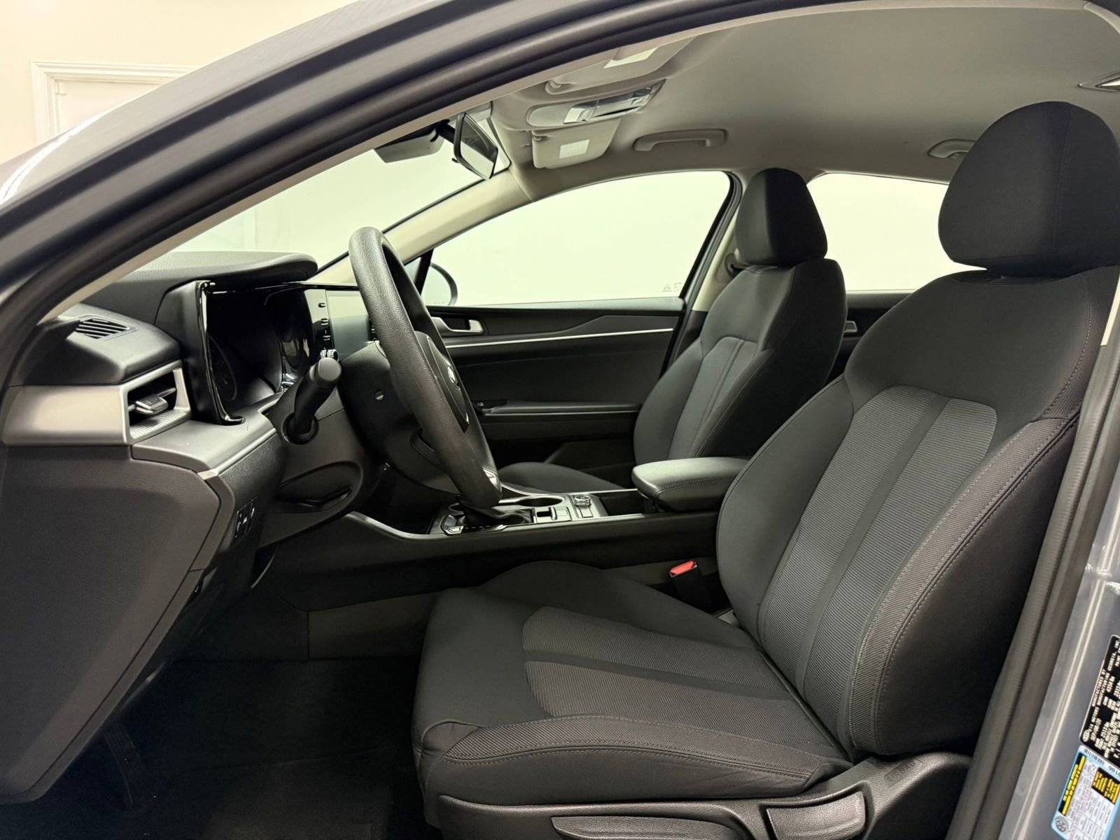 Used 2021 Kia K5 LX FWD image 22