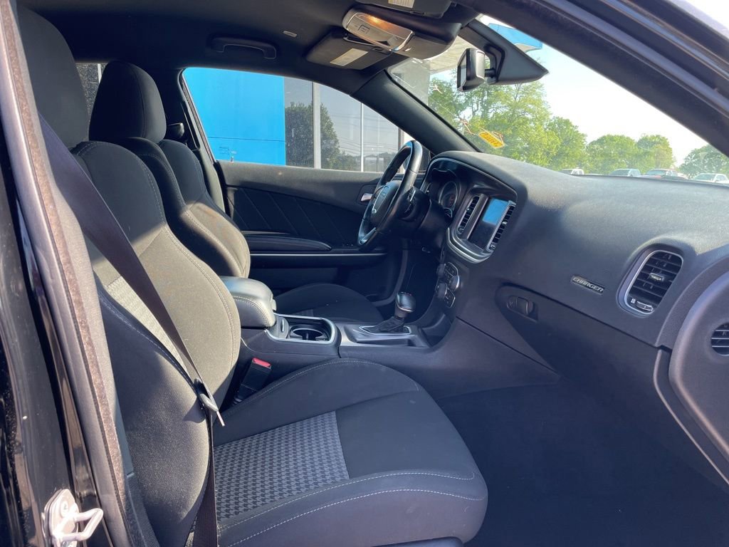 Used 2022 Dodge Charger GT RWD image 16