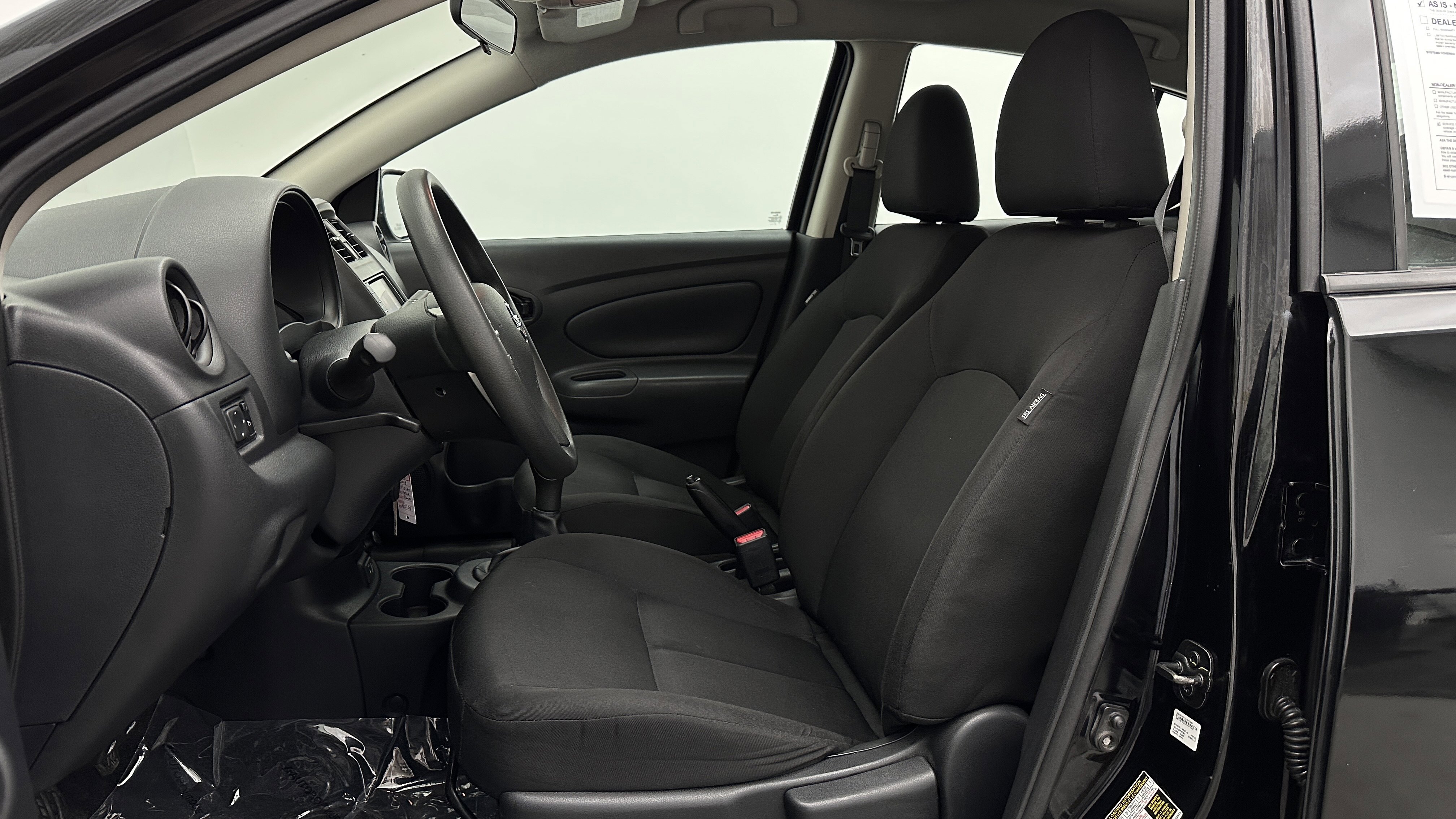 Used 2019 Nissan Versa S FWD image 12