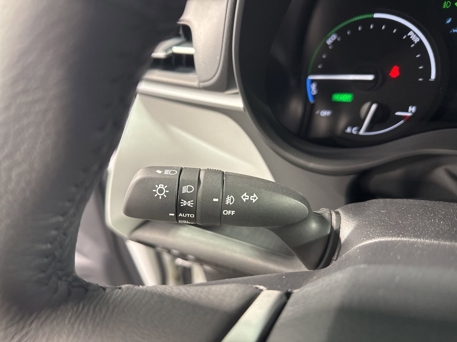 New 2026 Toyota Sienna XLE FWD image 42