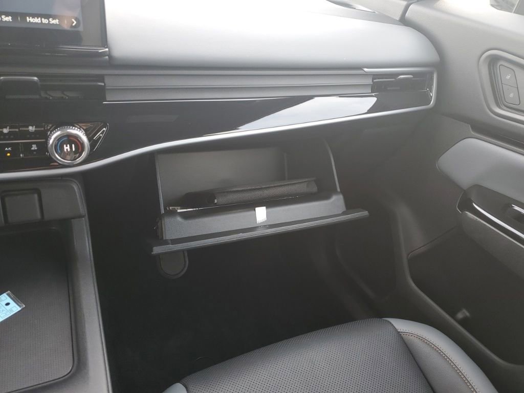 Certified 2024 Honda Prologue Elite image 19