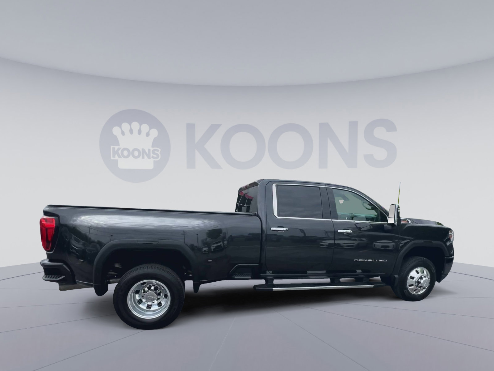Used 2020 GMC Sierra 3500 Denali w/ Denali Ultimate Package AWD/4WD image 12