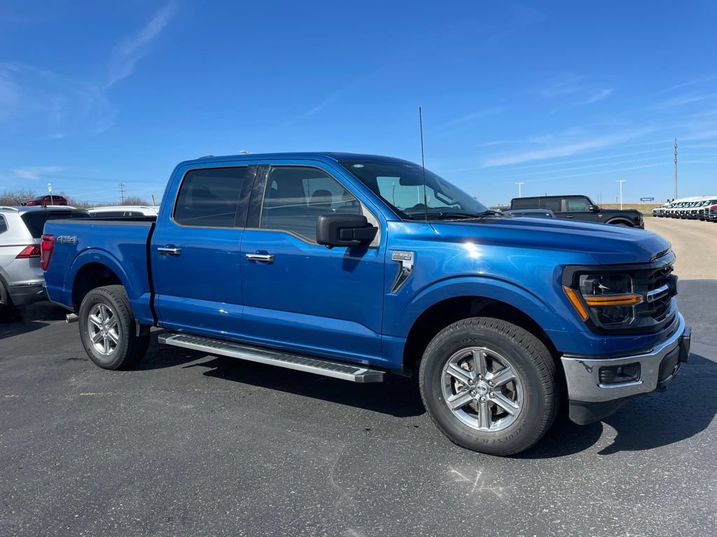 Used 2024 Ford F150 XLT AWD/4WD image 2