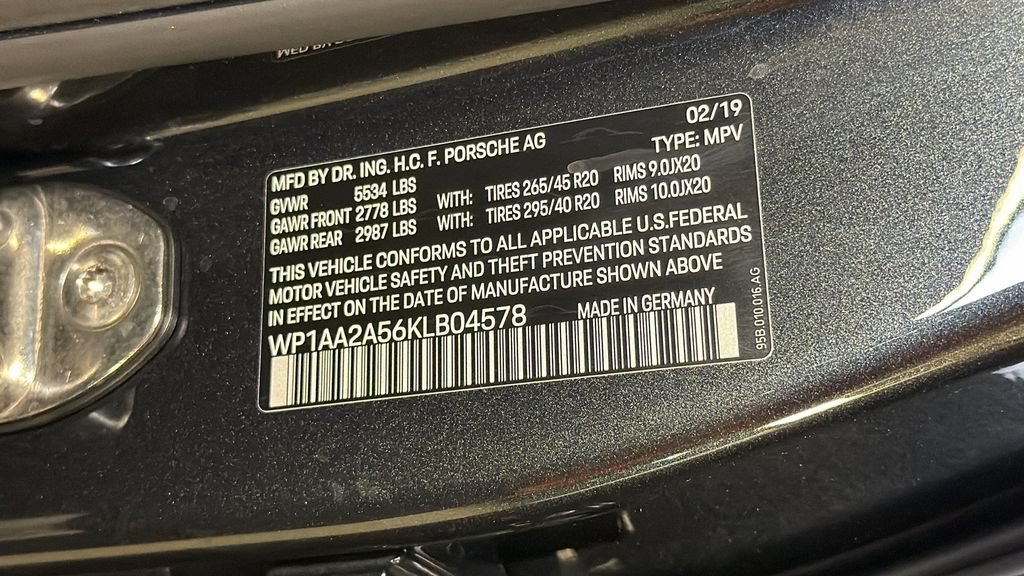 Used 2019 Porsche Macan AWD/4WD image 31