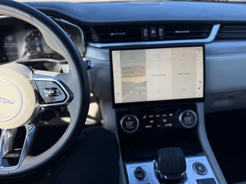 Used 2024 Jaguar F-PACE R-Dynamic S AWD/4WD image 8