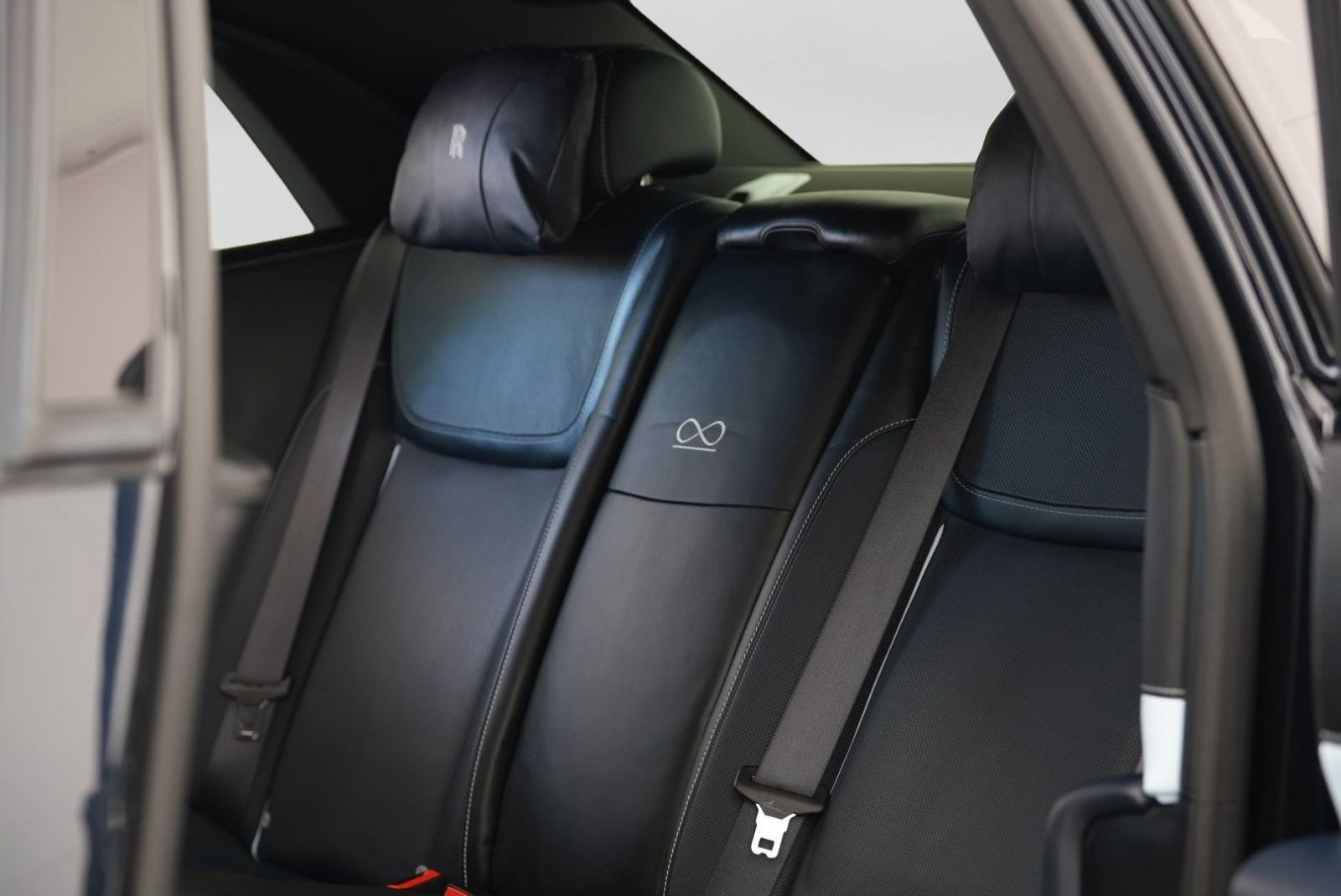 Certified 2020 Rolls-Royce Ghost RWD image 22