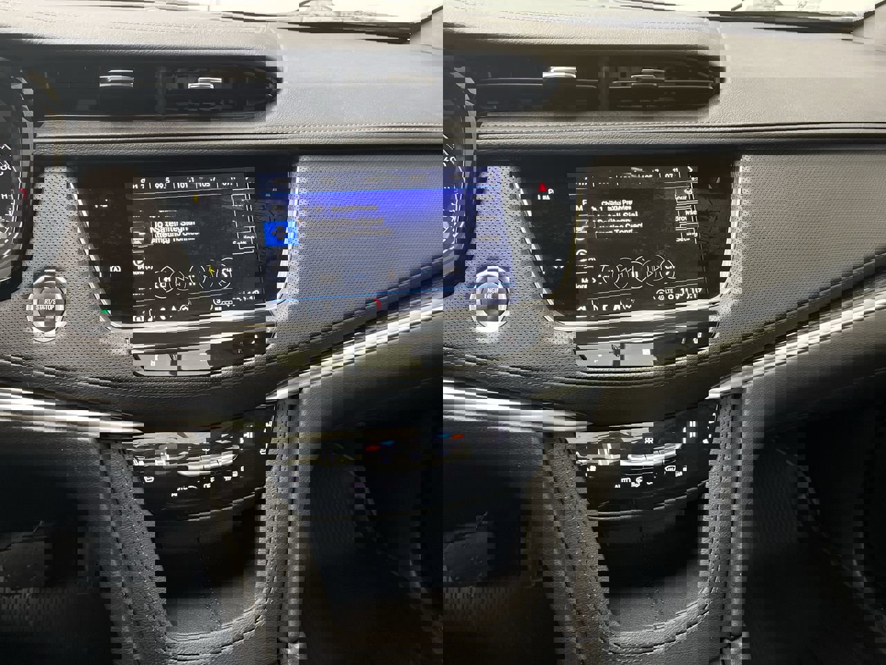 Used 2021 Cadillac XT5 Premium Luxury w/ LPO, Floor Liner Package image 17