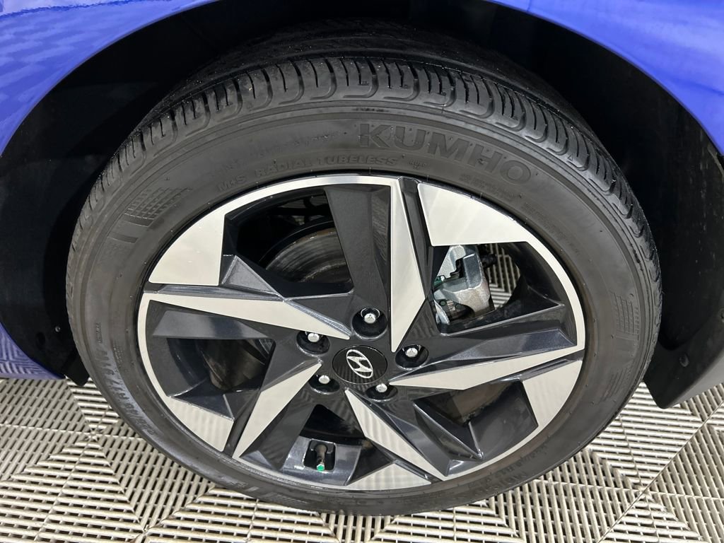 Used 2023 Hyundai Elantra SEL w/ Convenience Package image 10