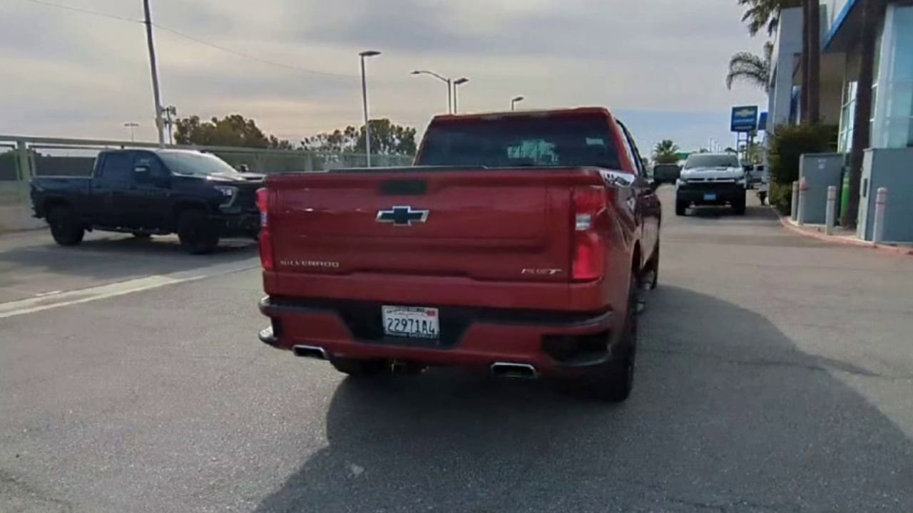 Certified 2024 Chevrolet Silverado 1500 RST AWD/4WD image 7