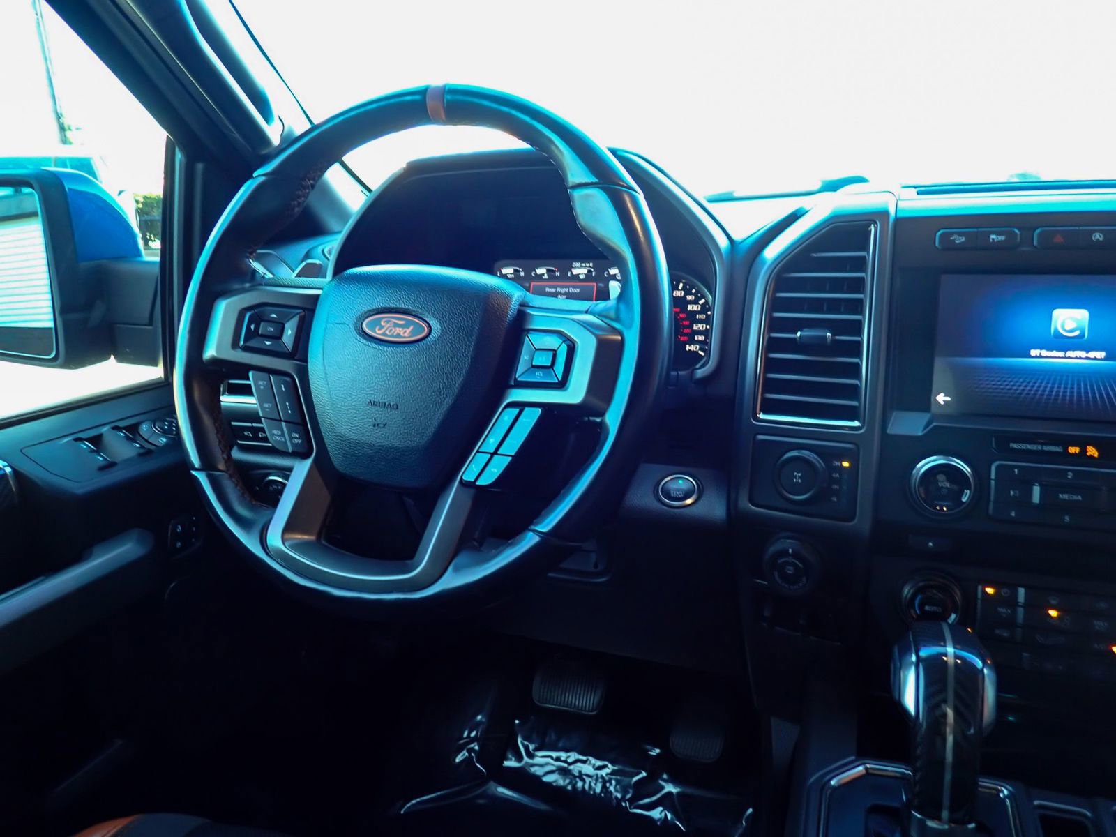 Used 2017 Ford F150 Raptor w/ Equipment Group 802A Luxury image 16